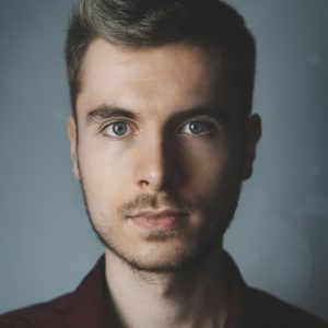 pexels-simon-robben-55958-614810