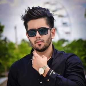 nody-عکس-مردانه-با-عینک-1716849914