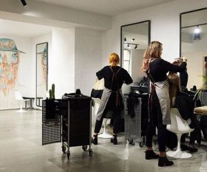 Workplace-hygiene-for-women-hairdressers